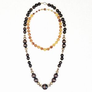VTG Necklace Set